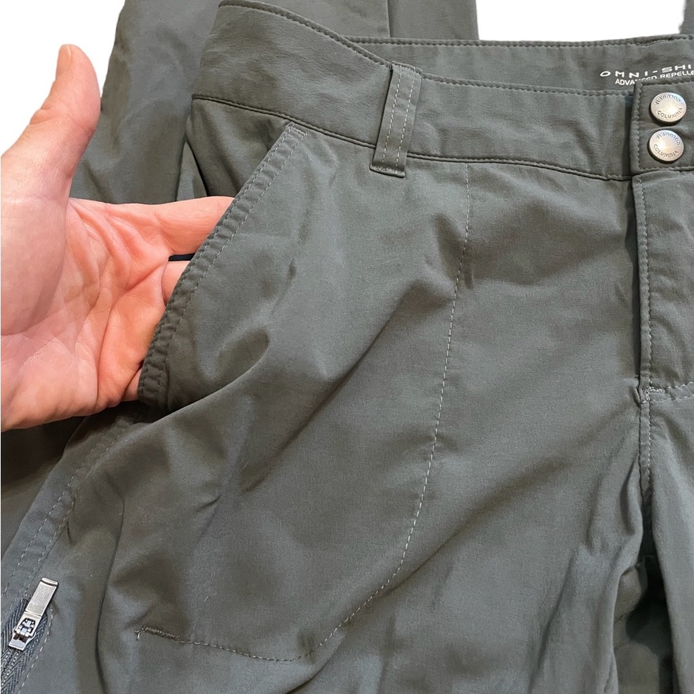 Women’s size 10 convertible pants/shorts worn once grey - Picture 3 of 8